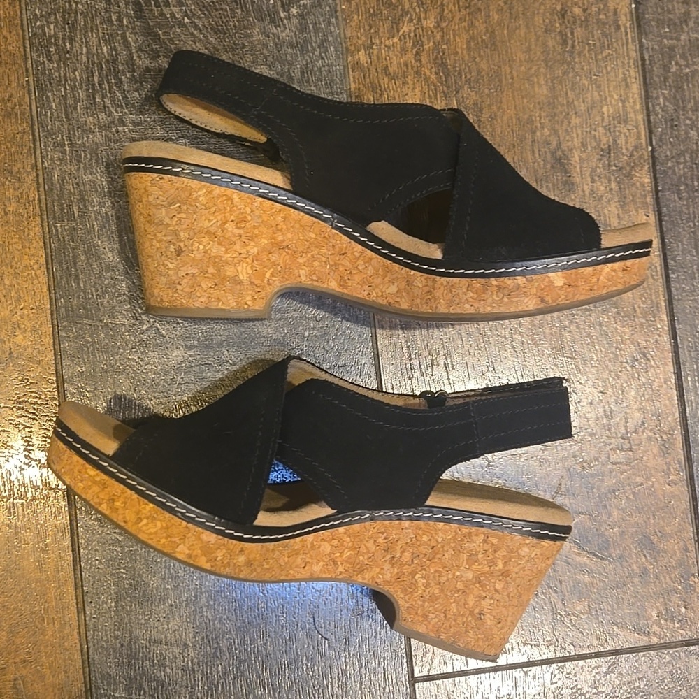 Clarks Giselle Sandal - Picture 4 of 15